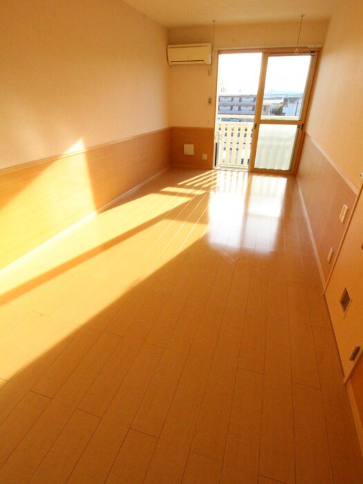 プレミ－ルの物件内観写真