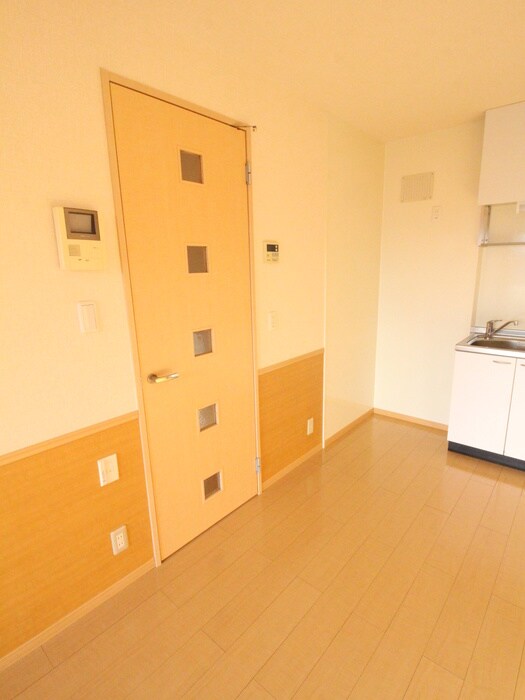 プレミ－ルの物件内観写真