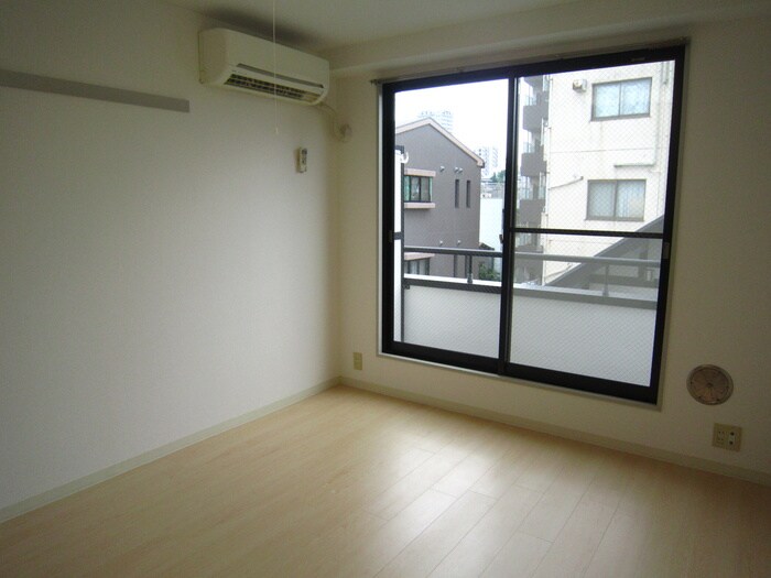 アーバンハウス板谷の物件内観写真