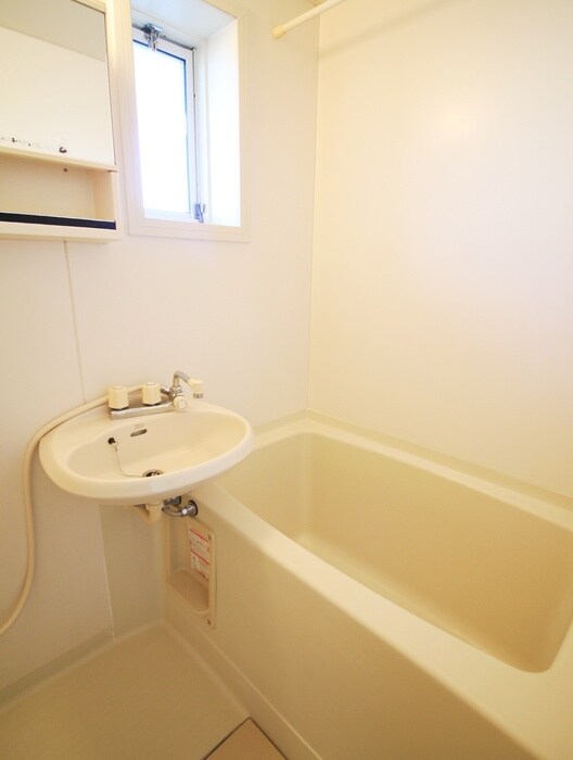 ベルトリーＡの物件内観写真