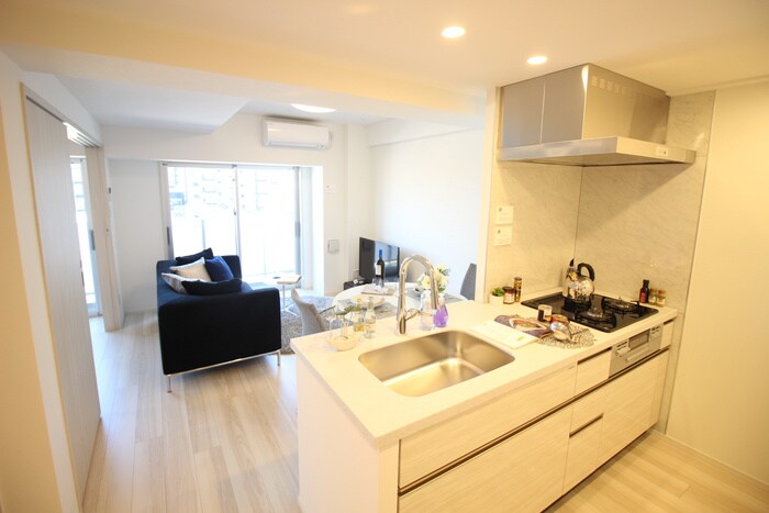 プレール・ドゥーク新宿WESTの物件内観写真