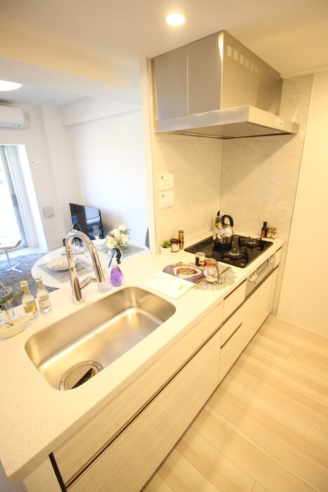 プレール・ドゥーク新宿WESTの物件内観写真