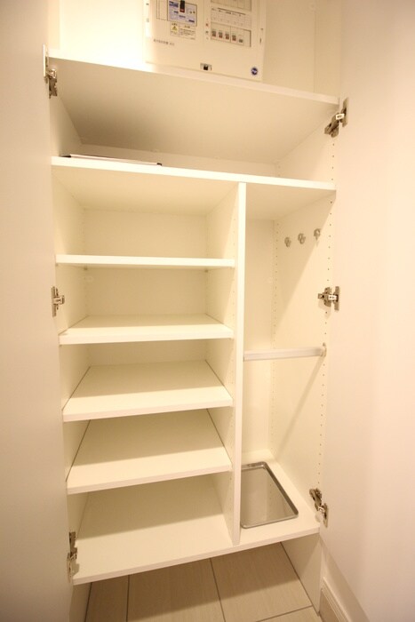 プレール・ドゥーク新宿WESTの物件内観写真