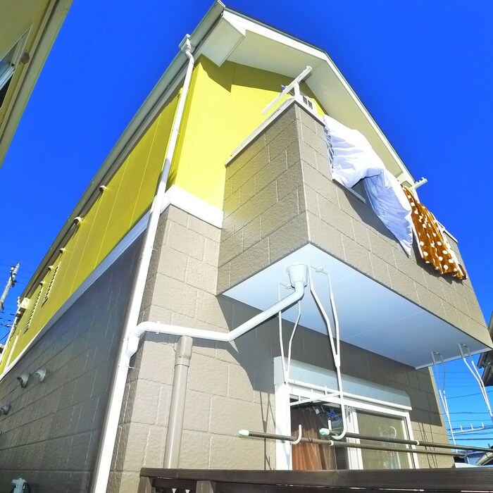 ル・コンフォルの物件外観写真