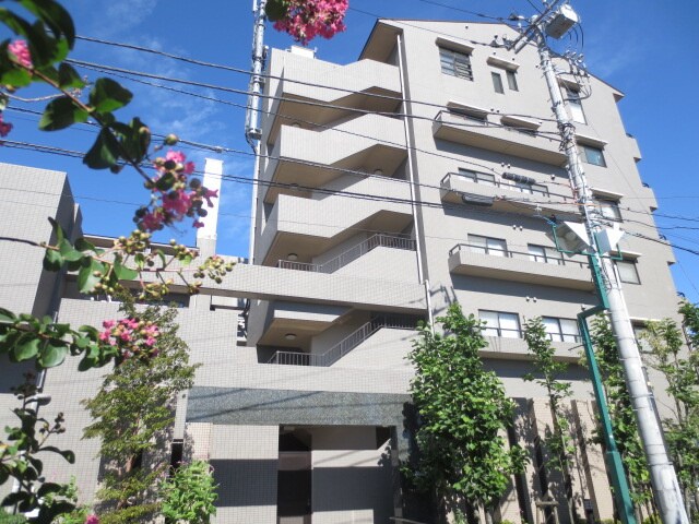 サザントゥリーⅡの物件外観写真