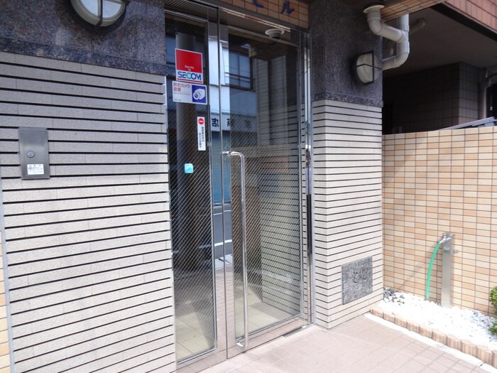 市両マンションの物件外観写真