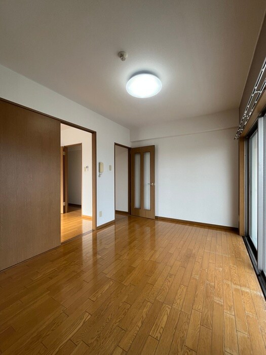 ロイヤルパーク日進の物件内観写真