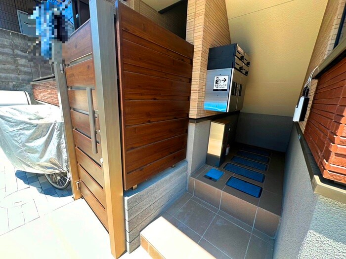 Comfort Residenceの物件外観写真