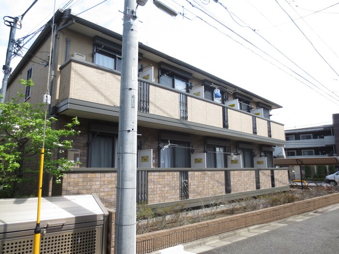 桜プレイスの物件外観写真