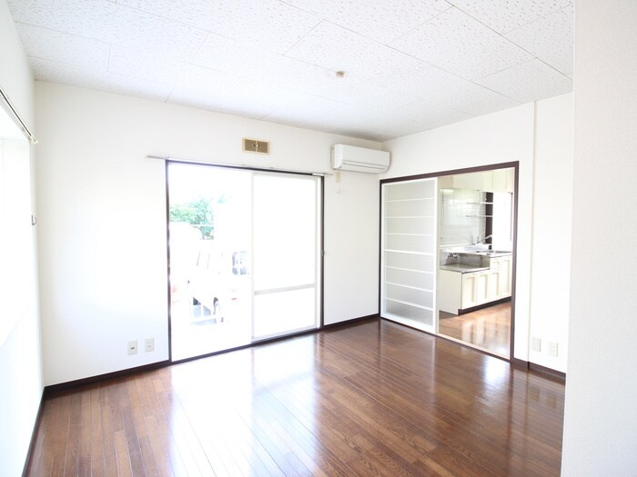 フラットＢＥＬＬの物件内観写真