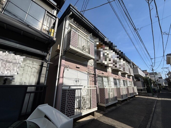 クラッシー赤堤の物件外観写真