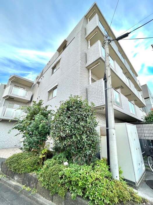 市谷左内町レジデンスの物件外観写真