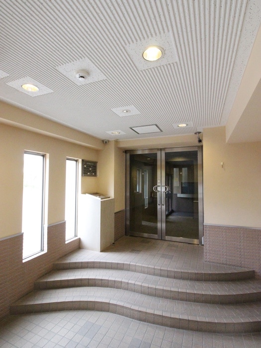 市谷左内町レジデンスの物件外観写真