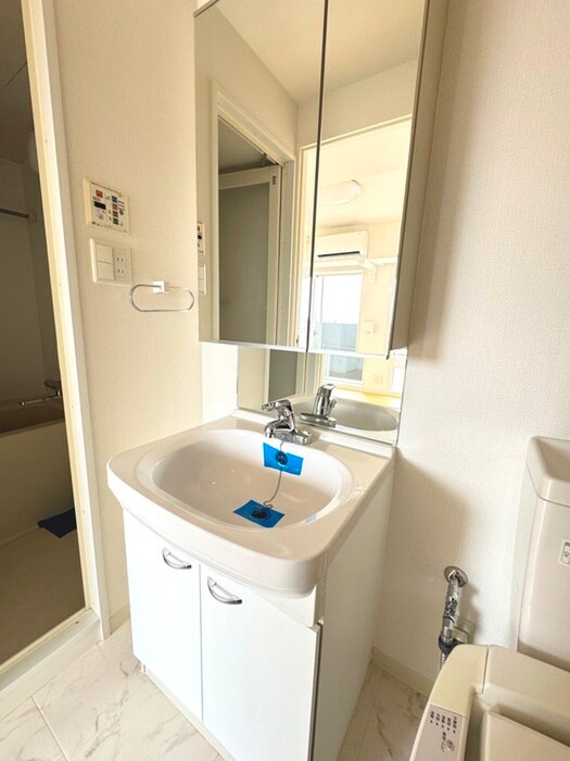 ライブコ－ト草加の物件内観写真