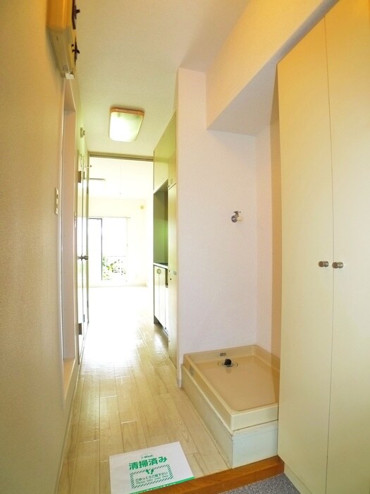 ラフィ－ヌ松ヶ丘の物件内観写真