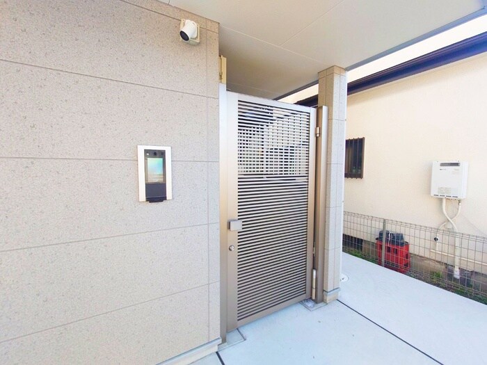 クレスト東村山の物件外観写真