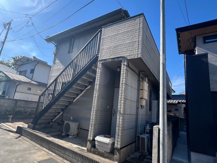 ＰＯＴＴＥＲＹ ＨＯＵＳＥの物件外観写真