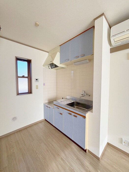 ＰＯＴＴＥＲＹ ＨＯＵＳＥの物件内観写真