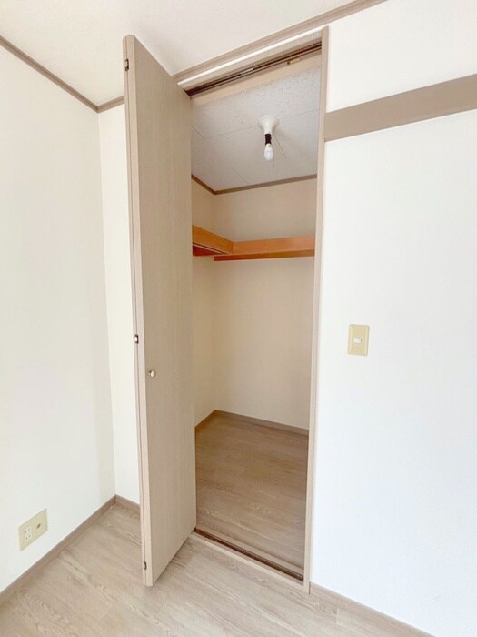 ＰＯＴＴＥＲＹ ＨＯＵＳＥの物件内観写真