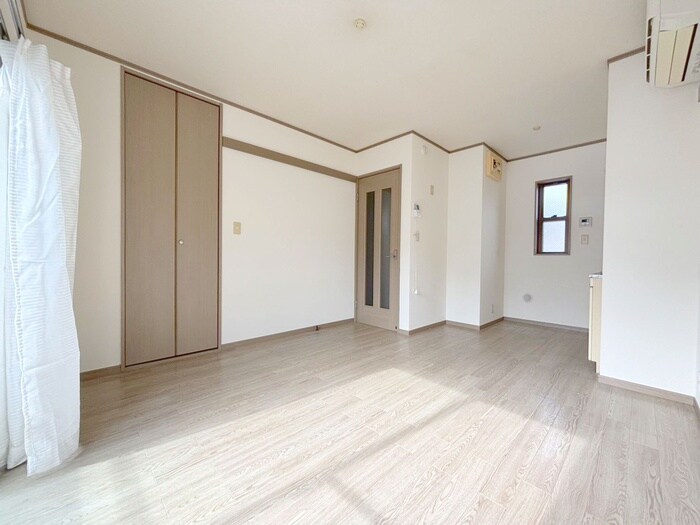 ＰＯＴＴＥＲＹ ＨＯＵＳＥの物件内観写真