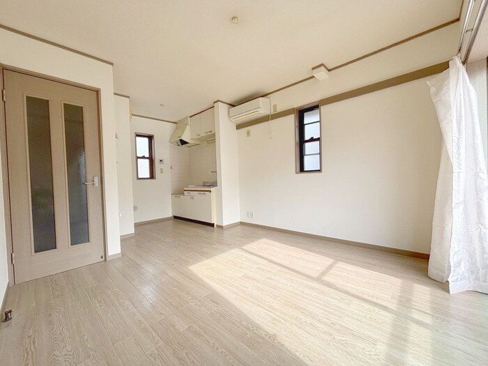 ＰＯＴＴＥＲＹ ＨＯＵＳＥの物件内観写真