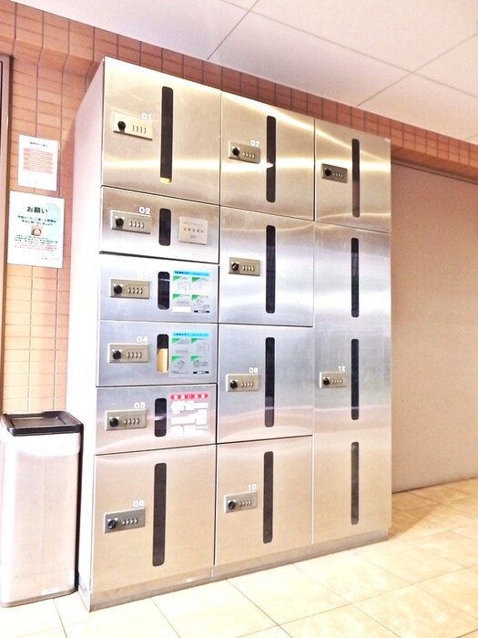 六本木ライズハウスの物件外観写真