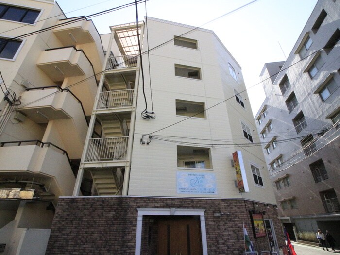 ビンユットの物件外観写真