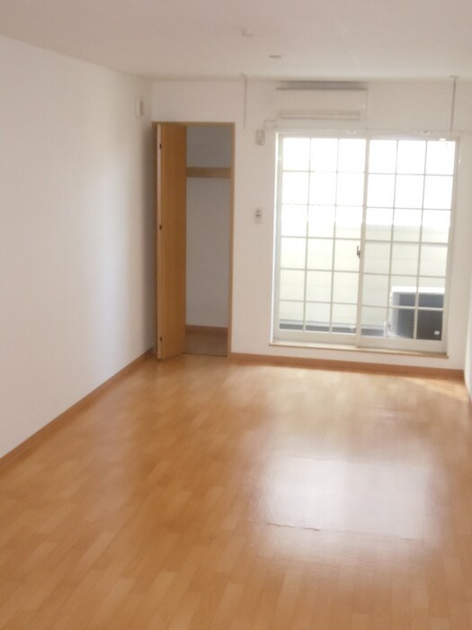 ビンユットの物件内観写真