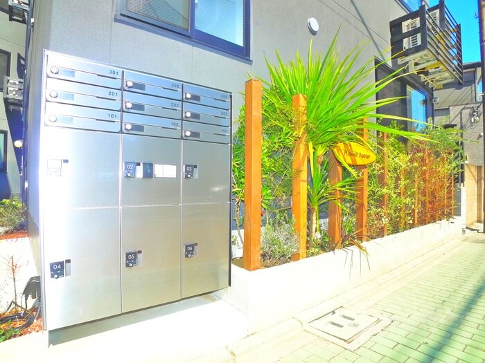 Maison Austerの物件外観写真