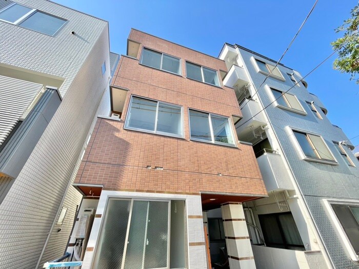 ロイヤル王子本町の物件外観写真