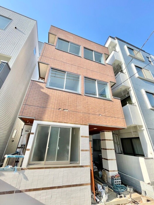 ロイヤル王子本町の物件外観写真