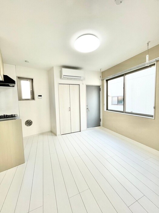 ロイヤル王子本町の物件内観写真