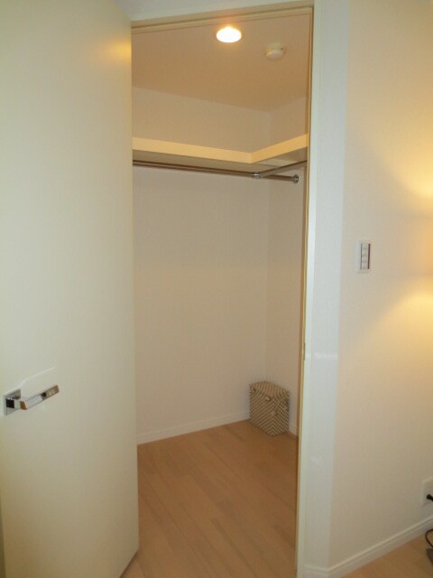 プライムアーバン豊洲の物件内観写真