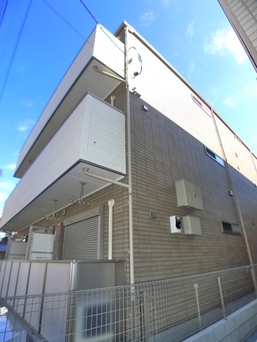 Leaf Hills Shinmatsudoの物件外観写真