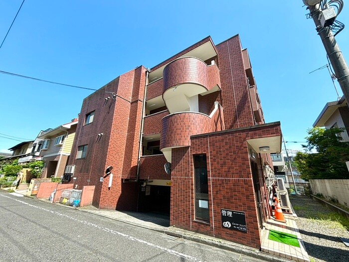 ラ・カセッタの物件外観写真