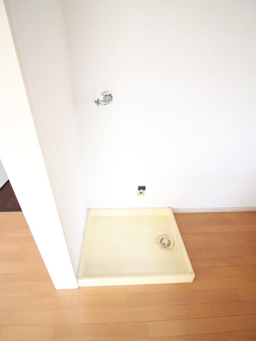 ブラザ－ビル(401)の物件内観写真