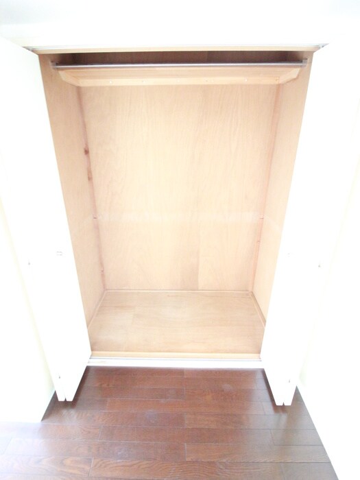 ブラザ－ビル(401)の物件内観写真