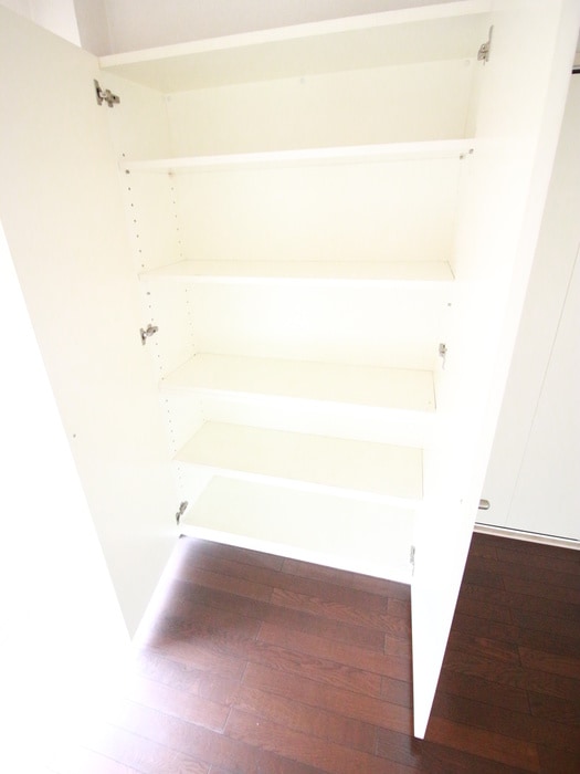 ブラザ－ビル(401)の物件内観写真