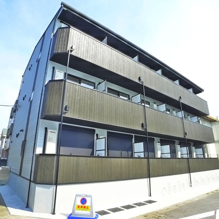 エクセラン馬橋ｗｅｓｔの物件外観写真