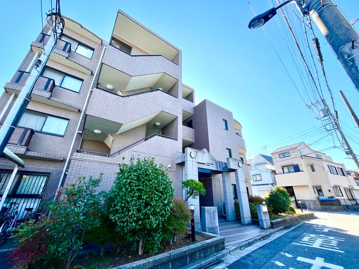 レジデンス竹の塚の物件外観写真