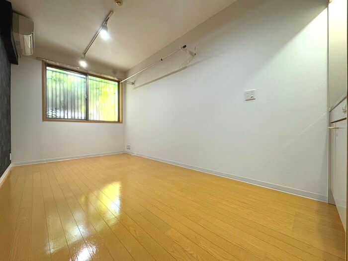 レインボ－上高田の物件内観写真