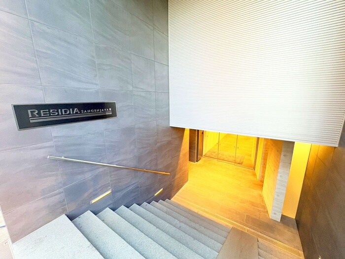 レジディア三軒茶屋Ⅲの物件外観写真