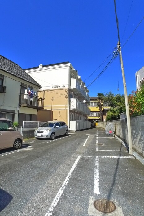 サイジョウビルの物件外観写真