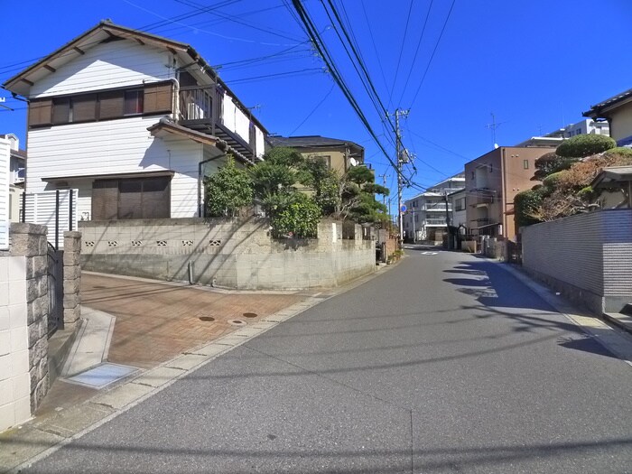 レインボービラ１０番館の物件外観写真