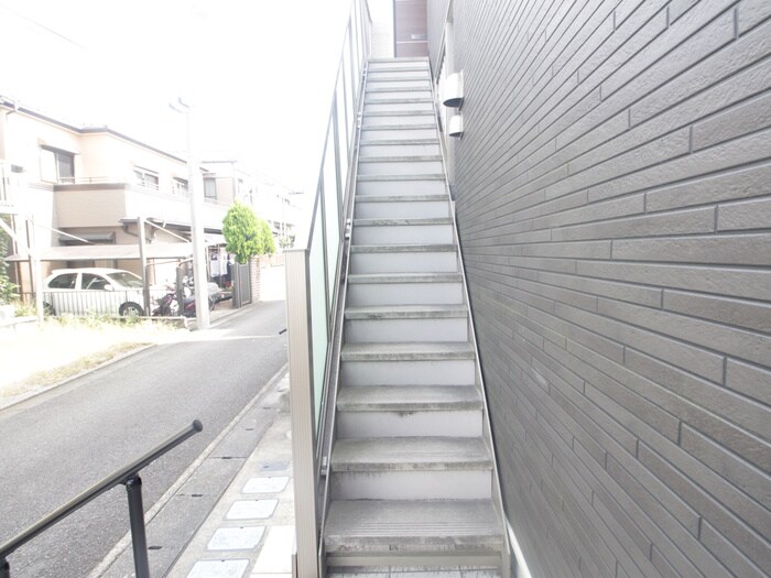 アザーレ・クオン向ヶ丘遊園の物件外観写真