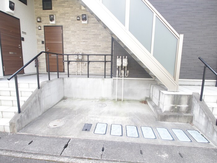 アザーレ・クオン向ヶ丘遊園の物件外観写真