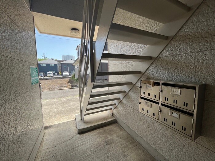 ニュ－緑ヶ丘ハイツの物件外観写真