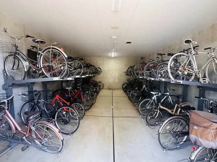 ドゥーエつつじヶ丘の物件外観写真