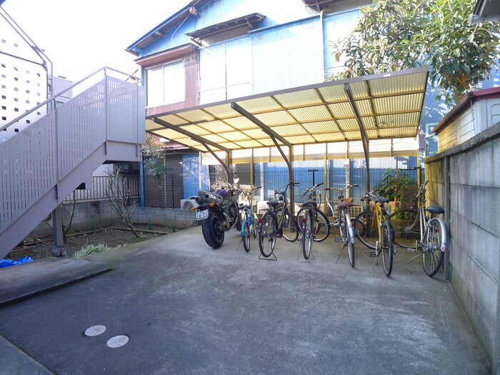 メゾンブルームの物件外観写真