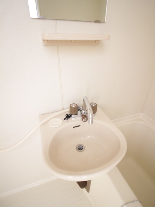 エステ－トピア吉川の物件内観写真